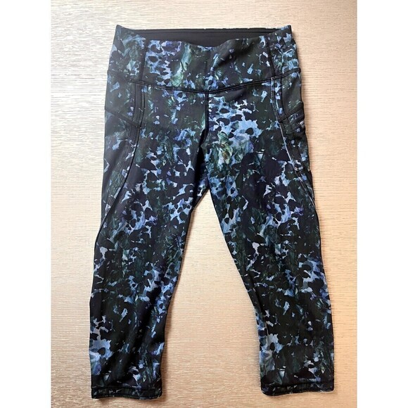 Lululemon Run Top Speed Crop Leggings Full-On Luxtreme Size 4 Floral Blue New - Picture 2 of 8